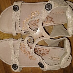 Aetrex Salmon pink beige sandals with straps size 8